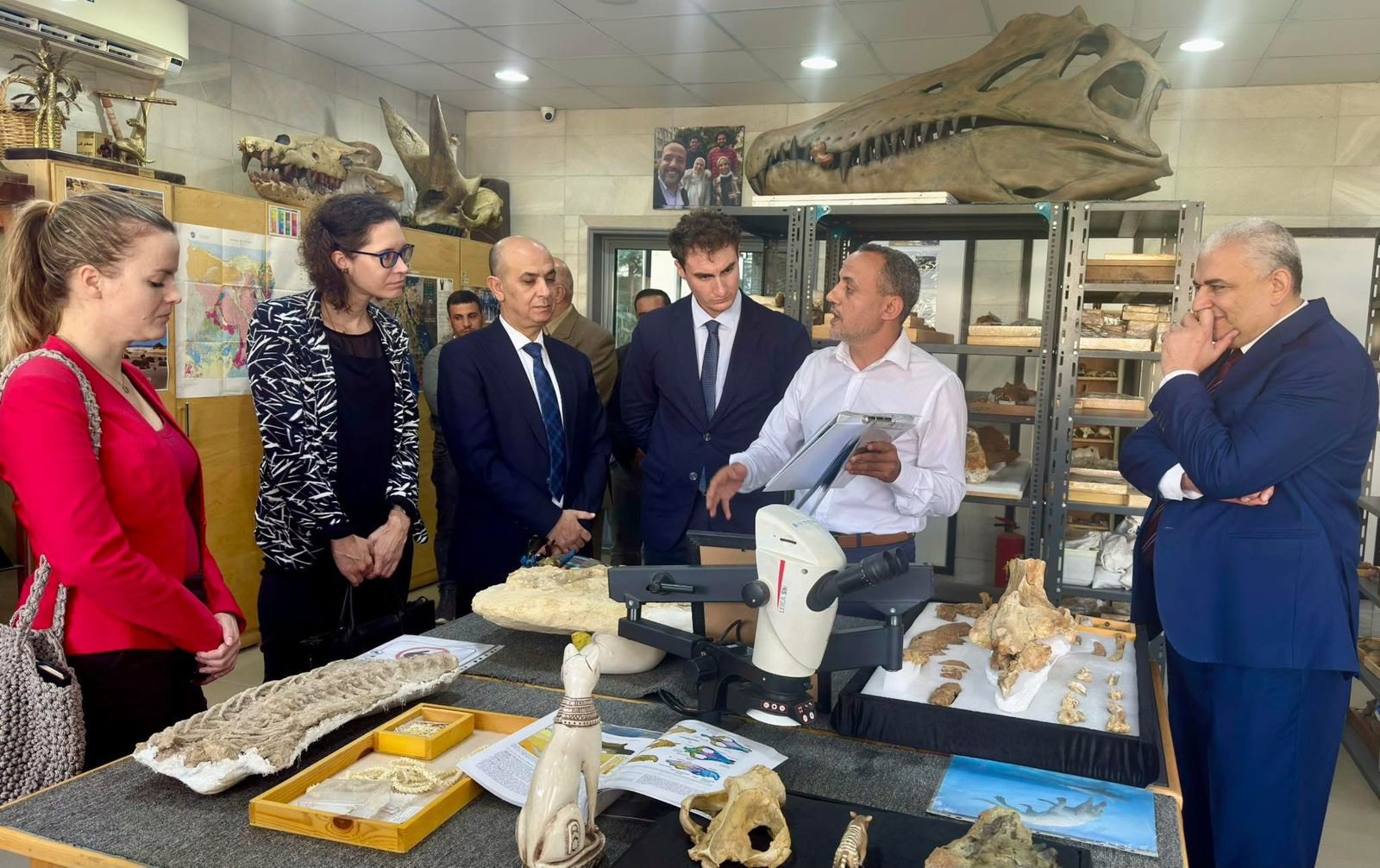 Visit of the Hungarian Ambassador and her accompanying delegation.